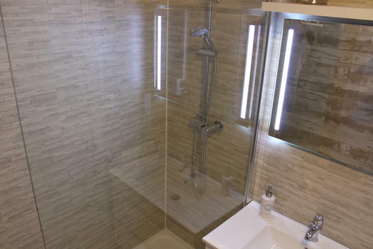 Appartement Place Leclerc Besançon Dış mekan fotoğraf